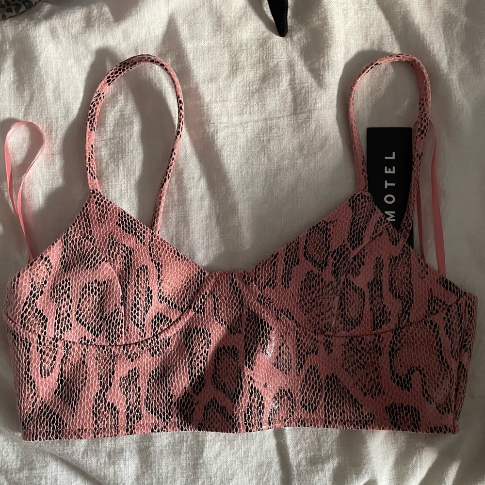Motel Dyla Pink Snake top NWT